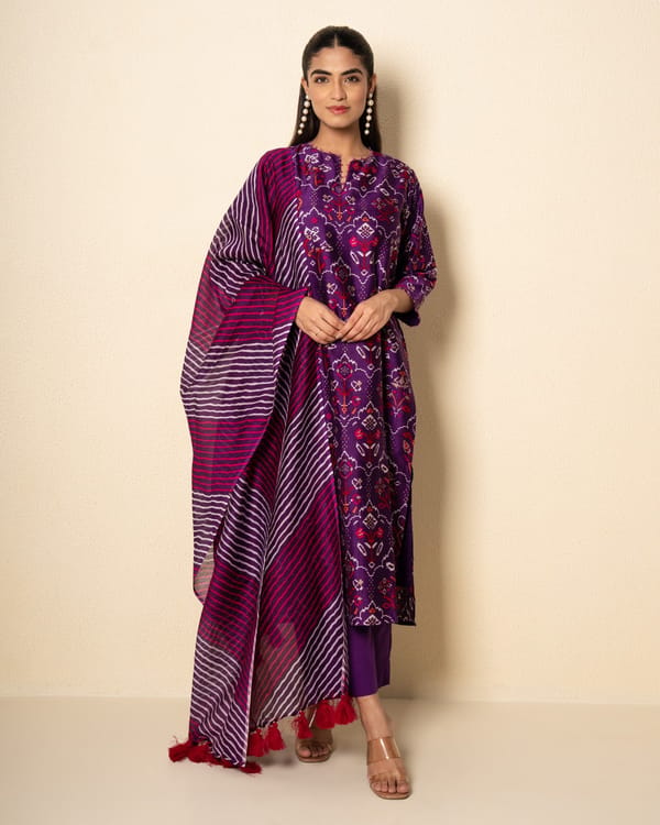 Purple Plum Chanderi Floral Digital Print Suit Set (Set of 3) — Kameez