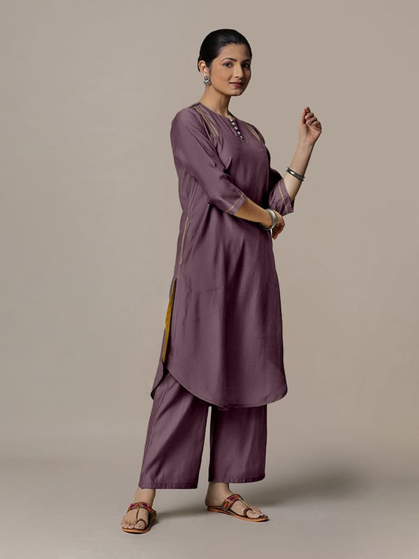 Urvi Rozaana Kurta — BINKS