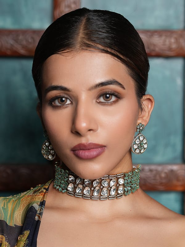 Elegant Vibrant Choker — Cao Jewellery