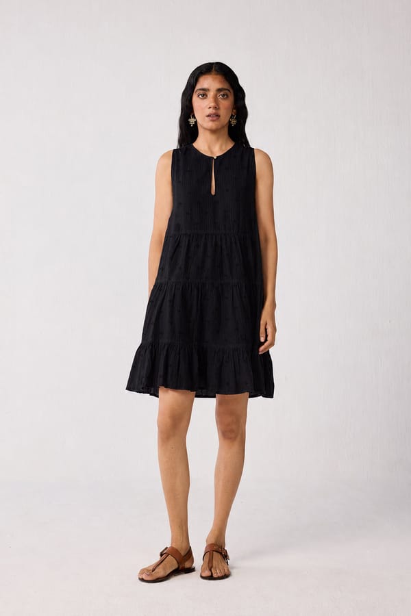 Embroidered Everyday Sleeveless Short Tiered Dress — REISTOR