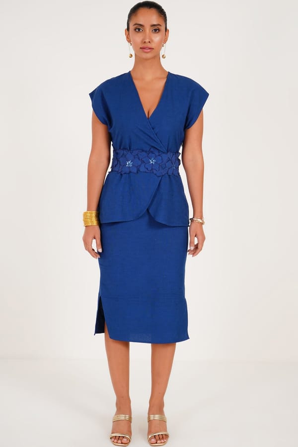 Knot Detail Midi Dress With Embellished Belt — Western Era