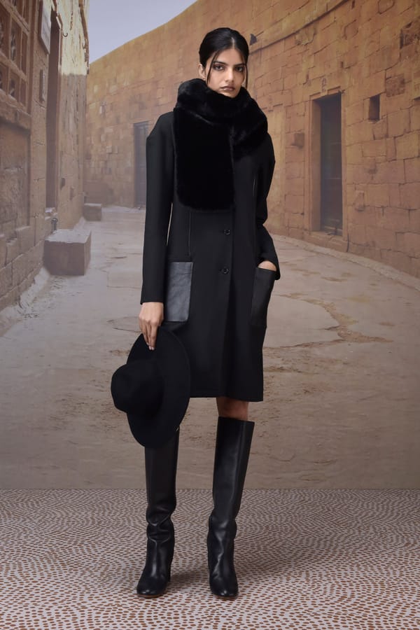 Charcoal Straight Knee-Length Dress with Leather Patch Pockets — Genes Lecoanet Hemant