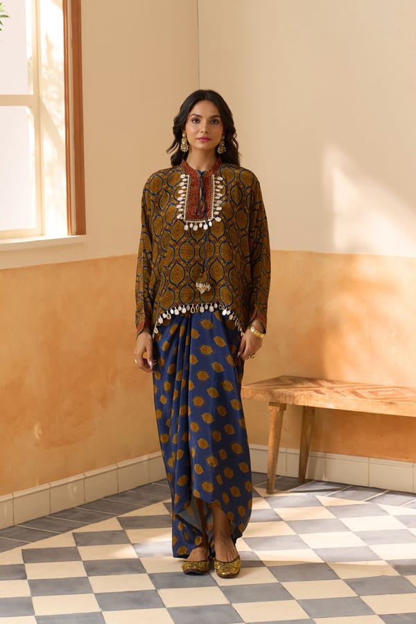 Brown and Blue Printed Kaftan Kurta Set with Tie-Up Neck — Chakkraa