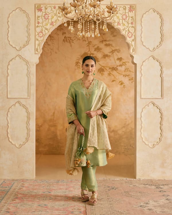 Aqua Rose Dupatta — Nero India