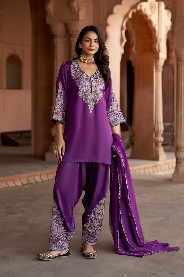 Jashn Aari Embroidered Salwar Set — INCHING INDIA