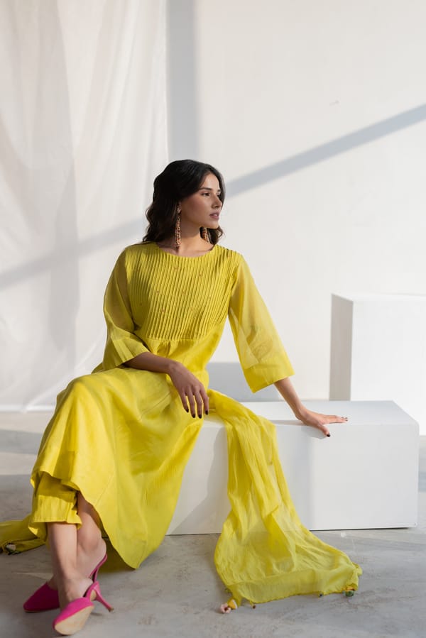 Lime Green Chanderi Kurta Set with Pintuck Yoke and Stole — Silai studio