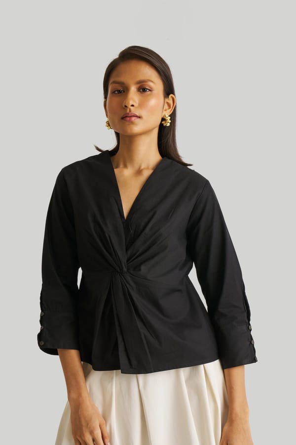 Front Twist Top — REISTOR