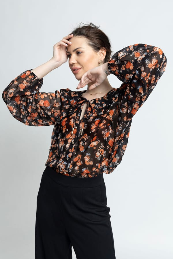 Black Blossom Top — Julo