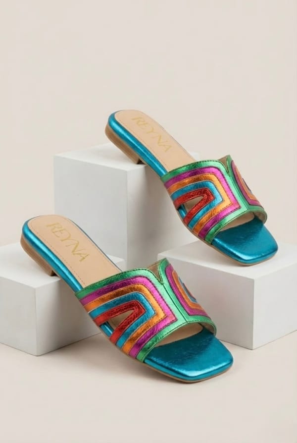 Prism Queen Slide — Reyna