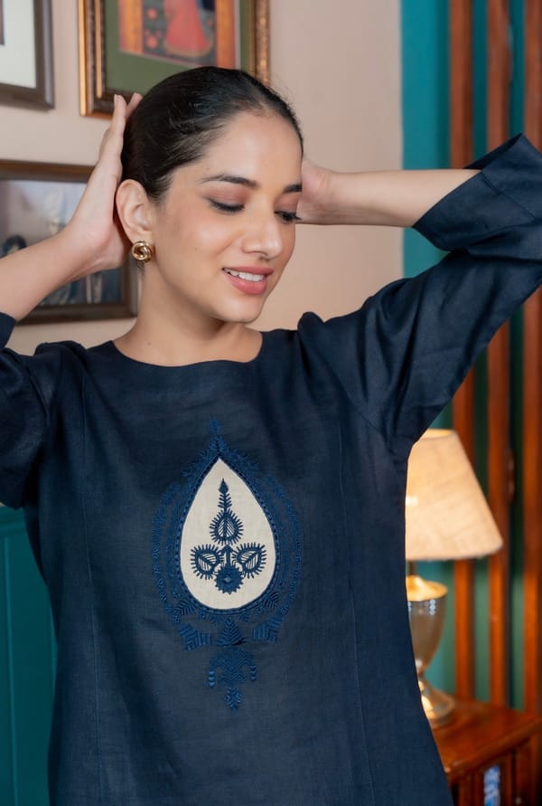 Midnight Blue Linen Straight Kurta Set with Applique Motif — SIARA WOMEN