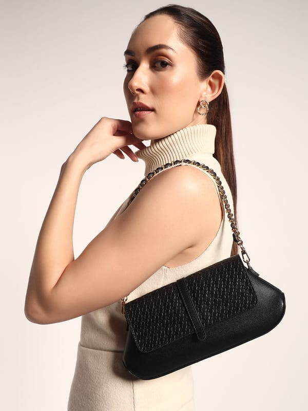Bella Clutch Sling (Black Quilted) — The Gusto