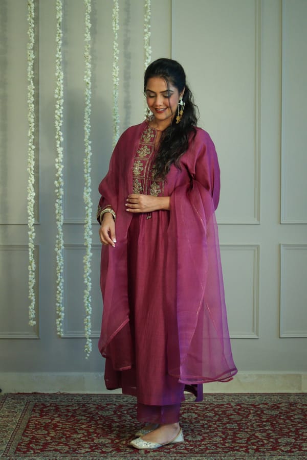 Alaia Tunic Set with Dupatta — HEADSTRONG