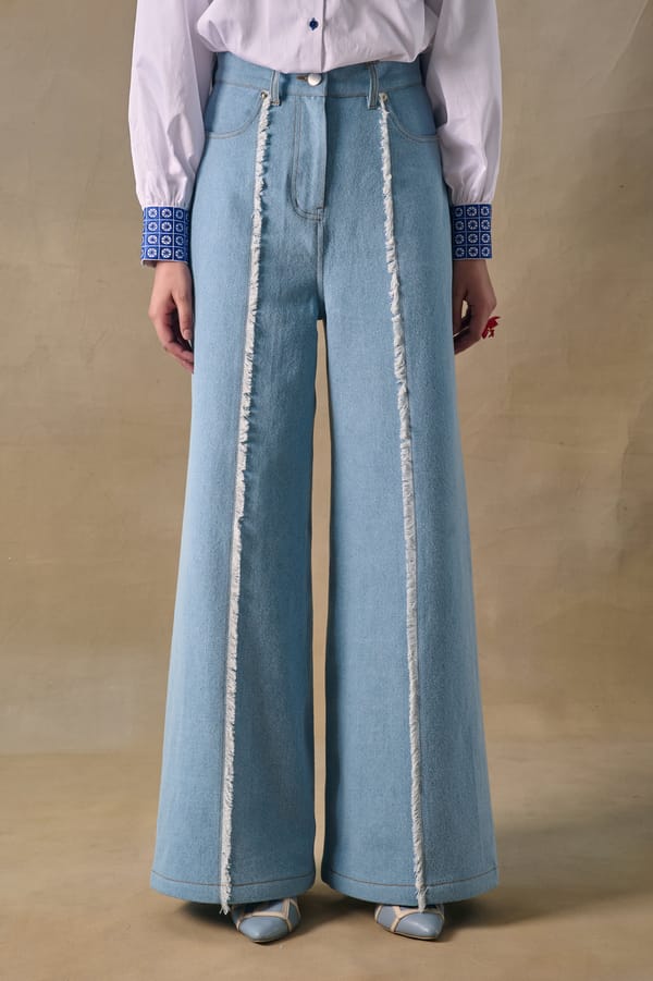 Light Wash Denim Wide-Leg Trousers with Frayed Front Detail — Pocketful Of Cherrie