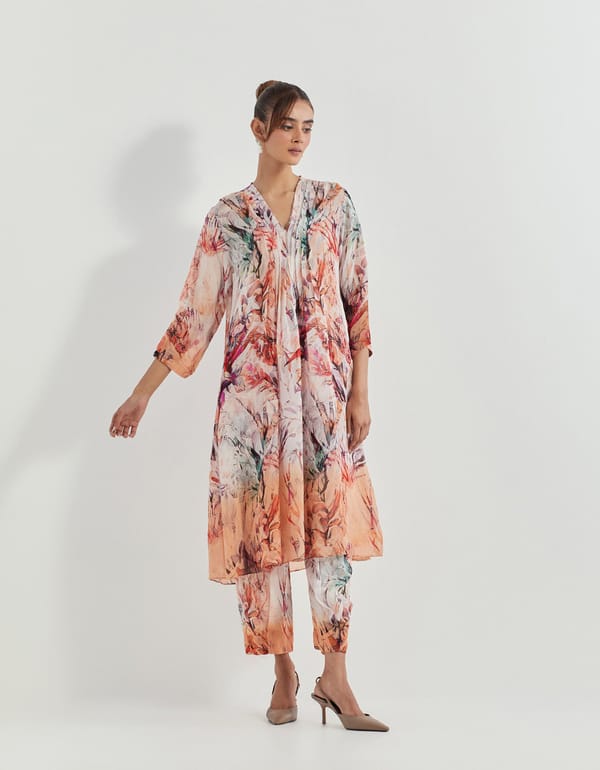 Pink Abstract Printed Georgette Kurta Set With Pants — Kavita Bhartia