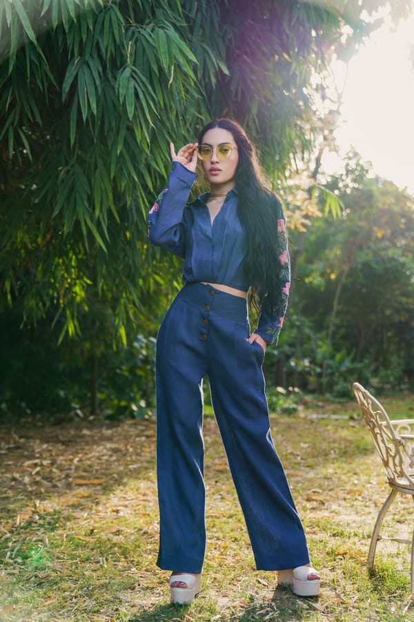 Navy Blue High-Rise Linen Flared Trousers — HEADSTRONG