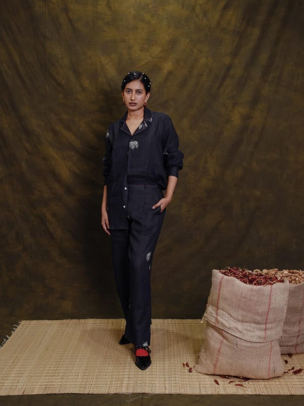 Mulaku Pants Classic — House of Urmi