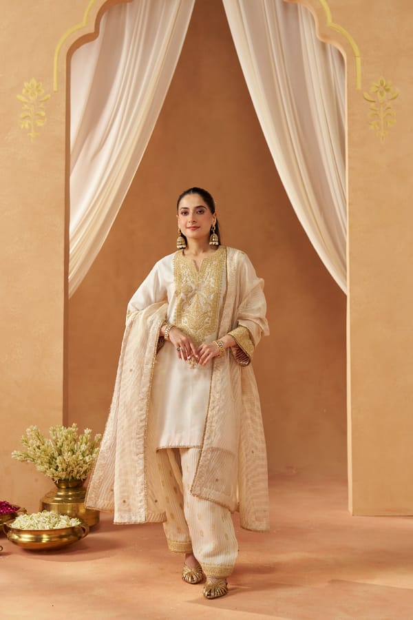 Adeela Kurta with Salwar and Dupatta — Sheetal Batra