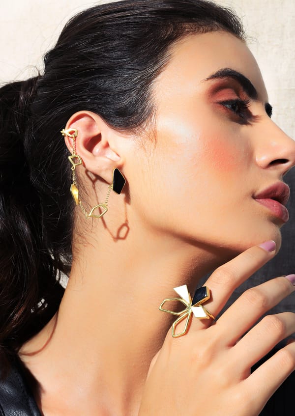 Droopy — Varnika Arora