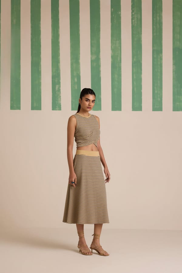 Hazel Hug Rib Top — Muvazo