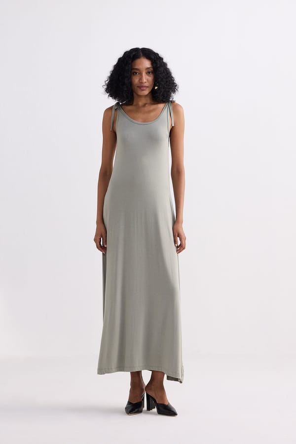 Tie-Detail Maxi Dress — REISTOR