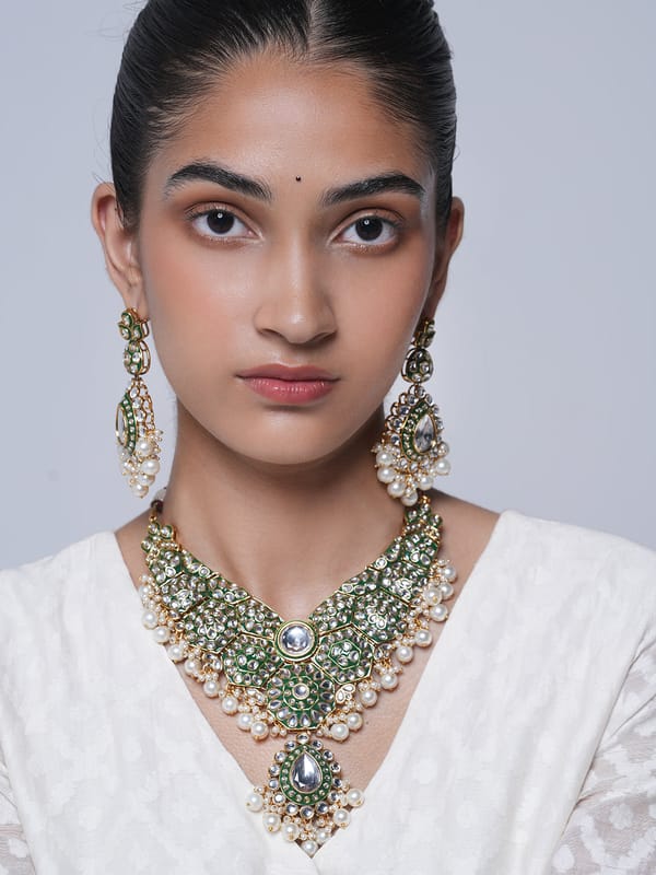 Heavy Kundan Necklace with White Stones — Cao Jewellery