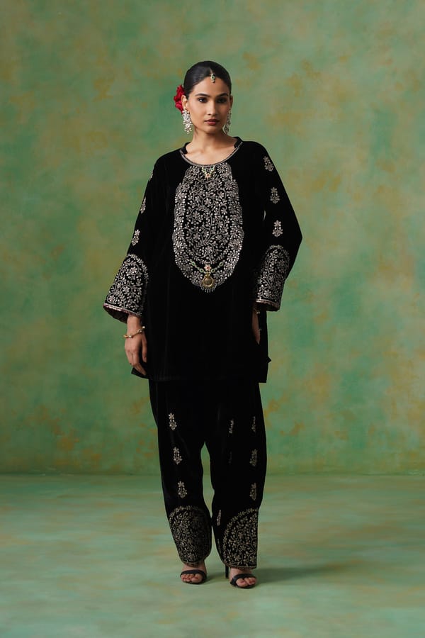 Black Velvet Embroidered Kurta Co-ord Set — NEETIKA CHOPRA