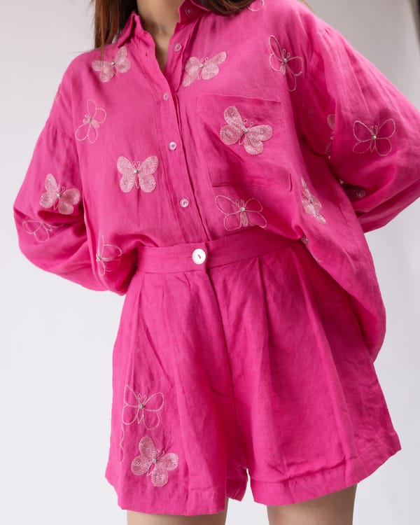 Bright Pink Linen High-Waisted Pleated Shorts — MAGIA