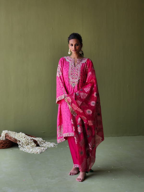 Pink Printed Embroidered Kurta Set with Dupatta — Pooja Singhal