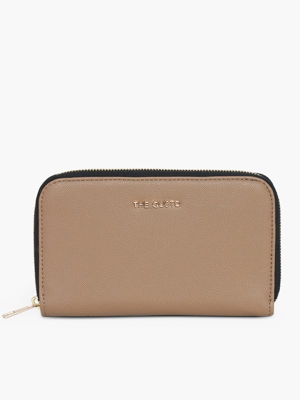 Beige Wallet (Grained) — The Gusto