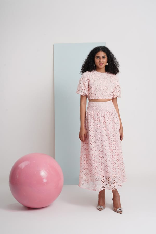 Hats Off Top- Pink Floral Lace — Chöjé
