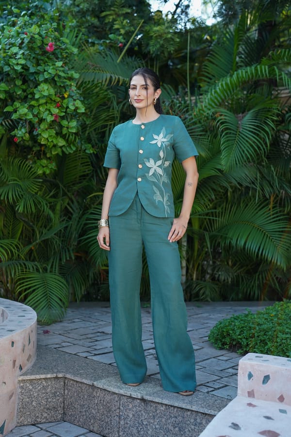 Verse Green High-Rise Straight-Leg Linen Trousers — Akirah