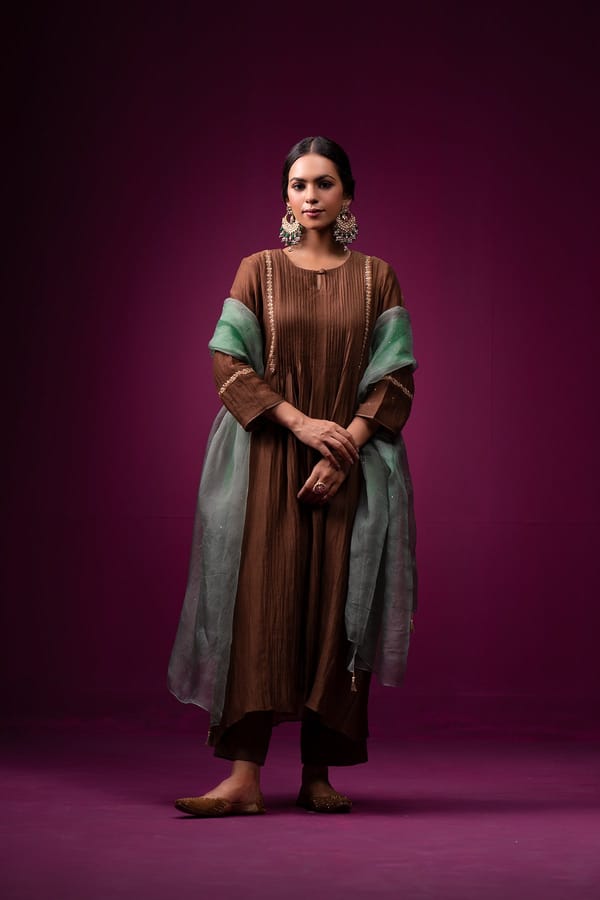 Brown Silk Chanderi Hand-Embroidered Kurta Set — Trendy Tokari