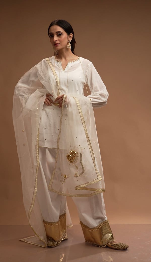 Chandini Kurta Set — D Mak