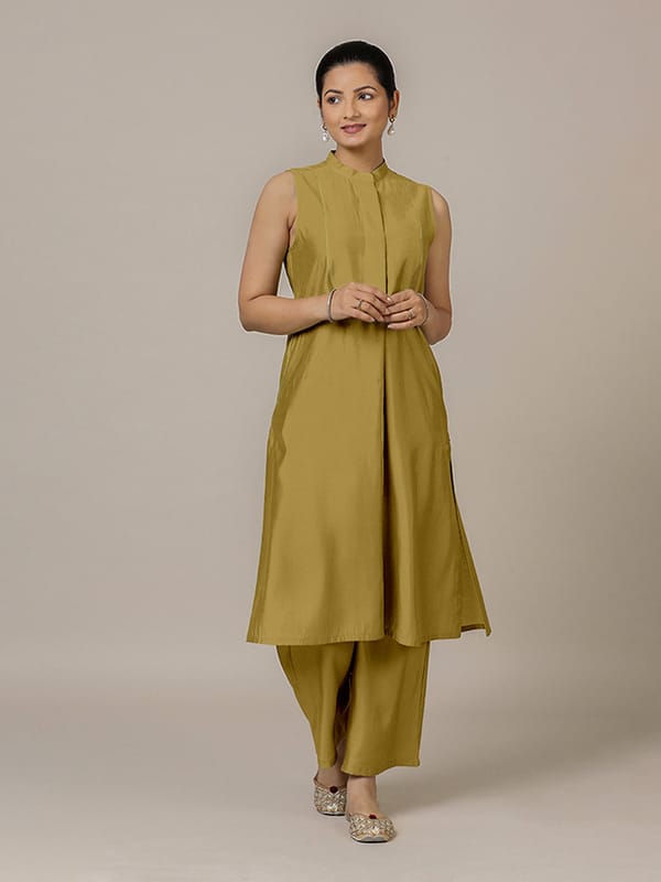 Eira Rozaana Kurta Set — BINKS