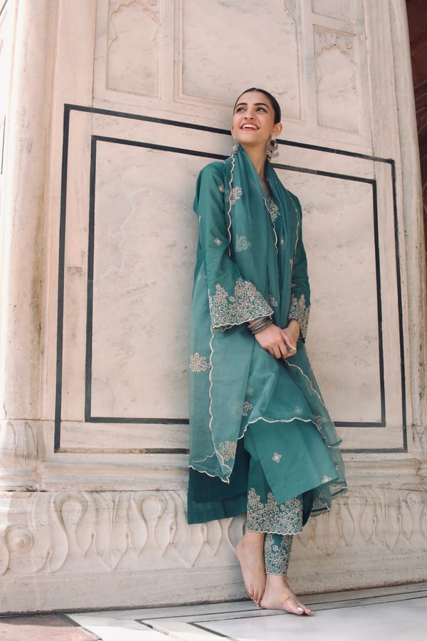 Pine Green Chanderi Silk Embroidered Kurta Set — NARAYANI VASTRA