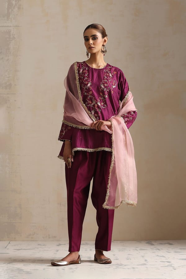 Aubergine Nyra Kurta Set — Shikha Mehta