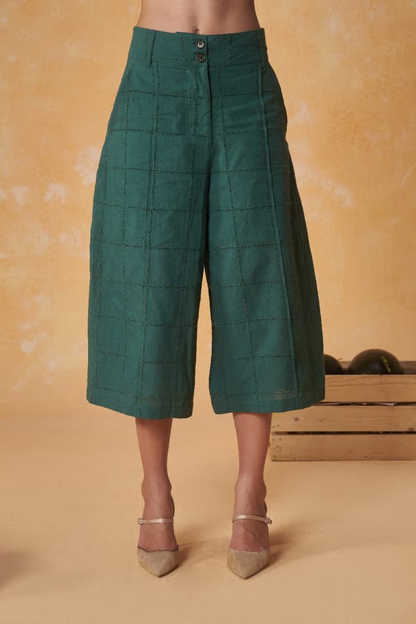 Oppa Schiffli Checkmate Long Shorts — Muvazo