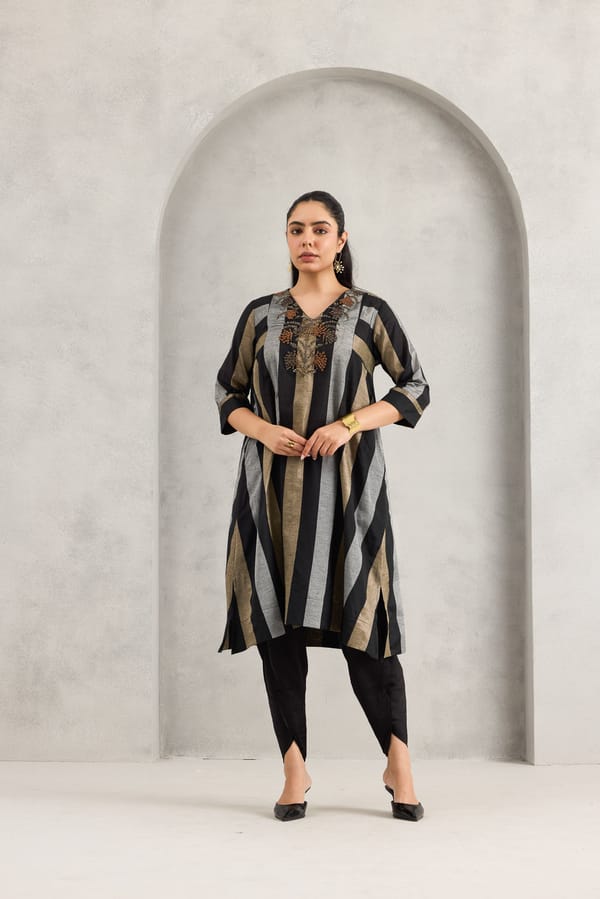 Black Kabi Ura Tunic — Chique