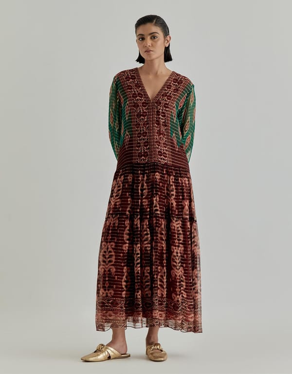 Pink Jaspe Kaftan Dress In Lurex Georgette — Kavita Bhartia