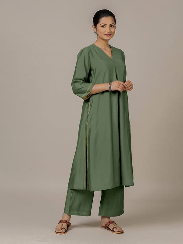 Alisha Rozaana Kurta — BINKS