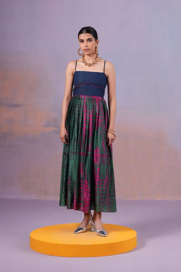 RANGREZI DRESS — ANANYA AGARWAL