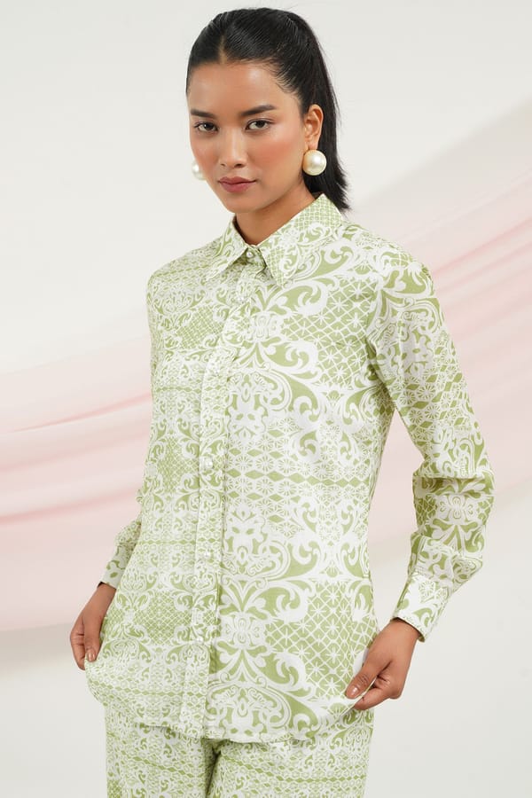 Wing It Top- Green Lace — Chöjé