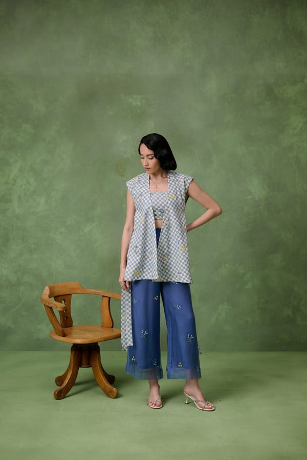 Bloom Cape Blue — EKAM HOUSE