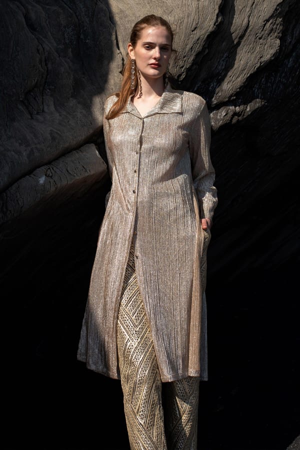 Champagne Silver Metallic Longline Button-Down Shirt — Dash and Dot