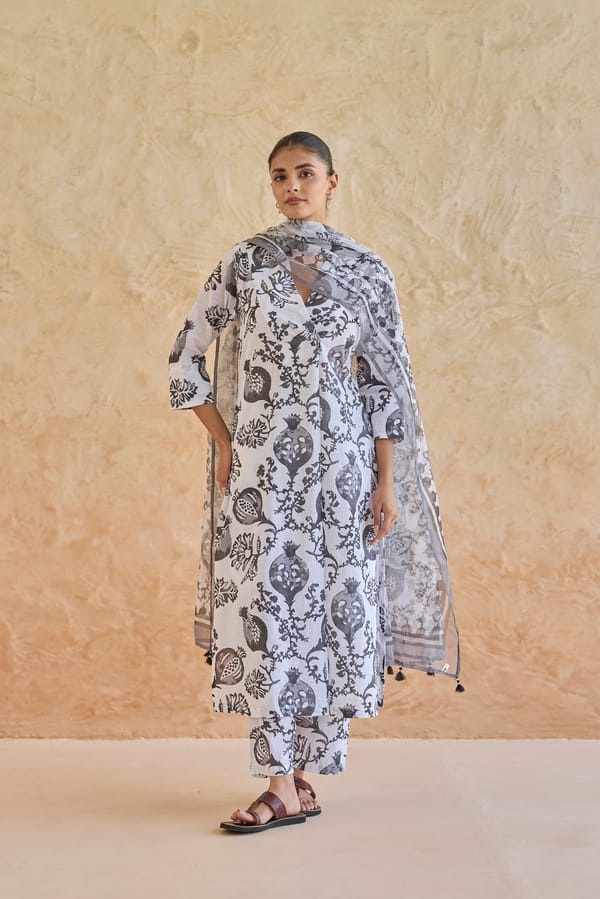 Black/White Printed Cotton Kurta Set With Dupatta — CHHIPA JAIPUR