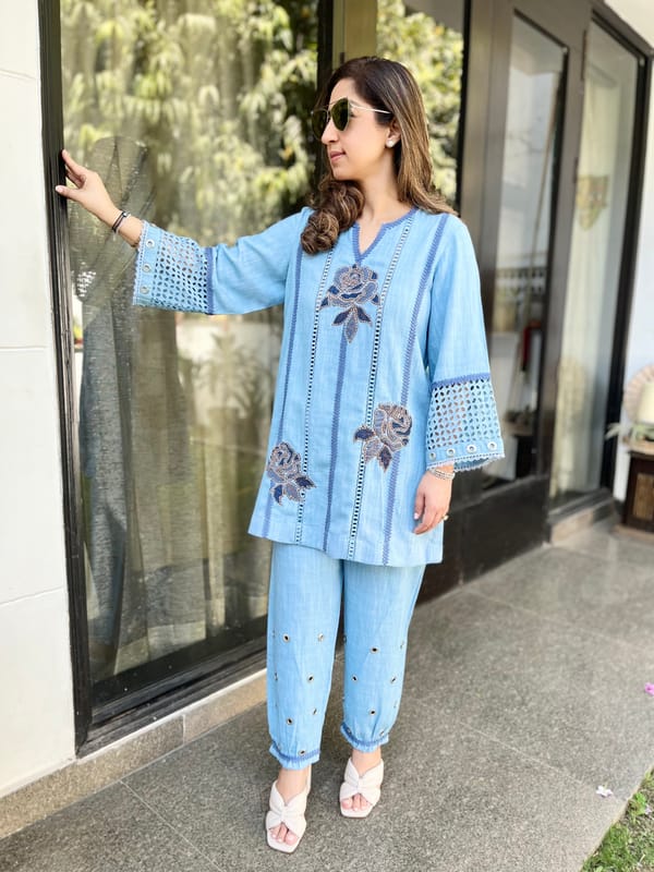 Vedika Linen Kurta Set — BUMBLEBEE