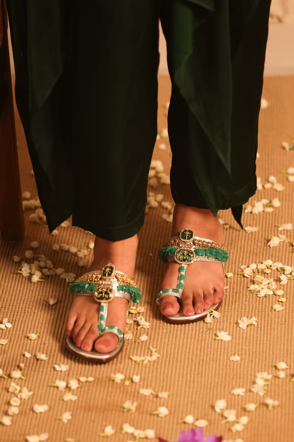 Aabroo Kolhapuri — 5 Elements