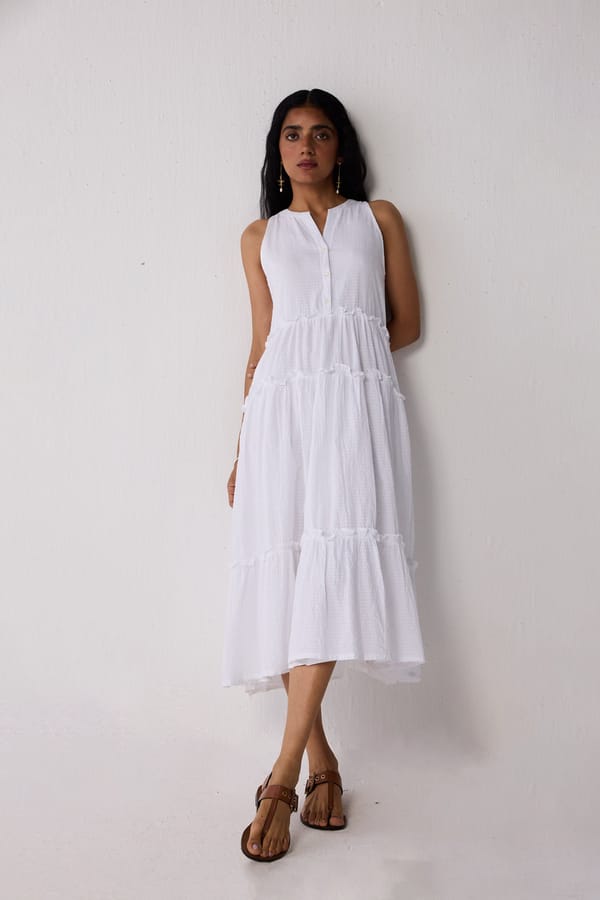 Embroidered Sleeveless Maxi Dress — REISTOR