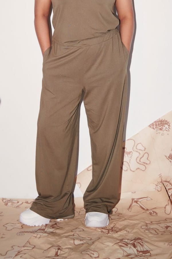 Olive Supima Cotton Blend Flared Pants with Drawstring — Necesera