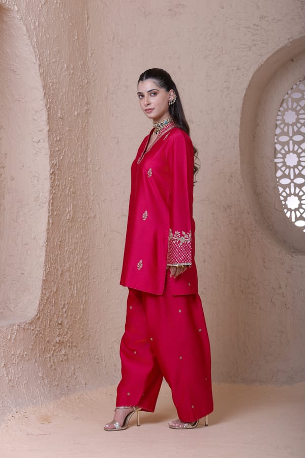 Rangrez V Neck Short Kurta Set — LABEL NITI BOTHRA
